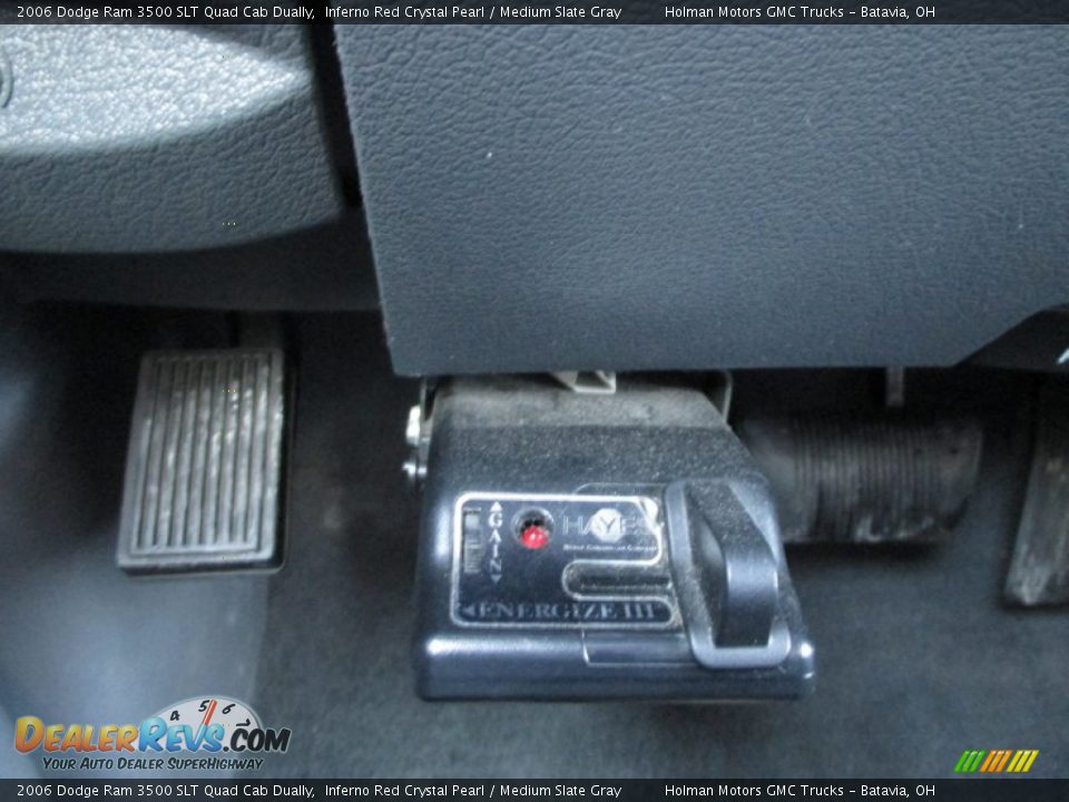 2006 Dodge Ram 3500 SLT Quad Cab Dually Inferno Red Crystal Pearl / Medium Slate Gray Photo #18
