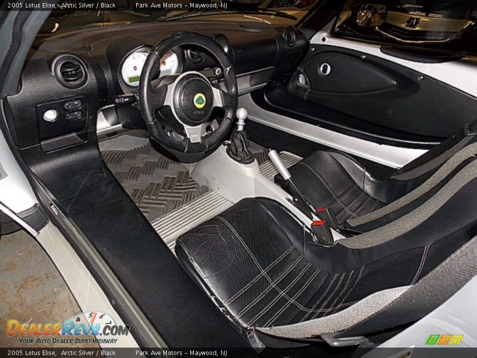 Black Interior - 2005 Lotus Elise  Photo #9