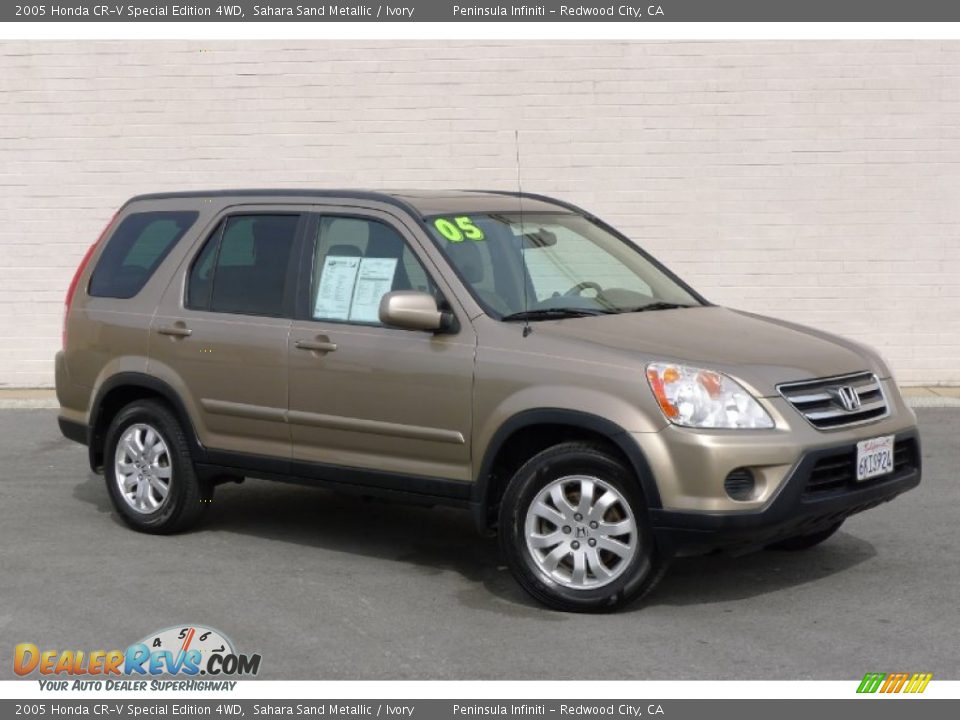 2005 Honda CR-V Special Edition 4WD Sahara Sand Metallic / Ivory Photo #1