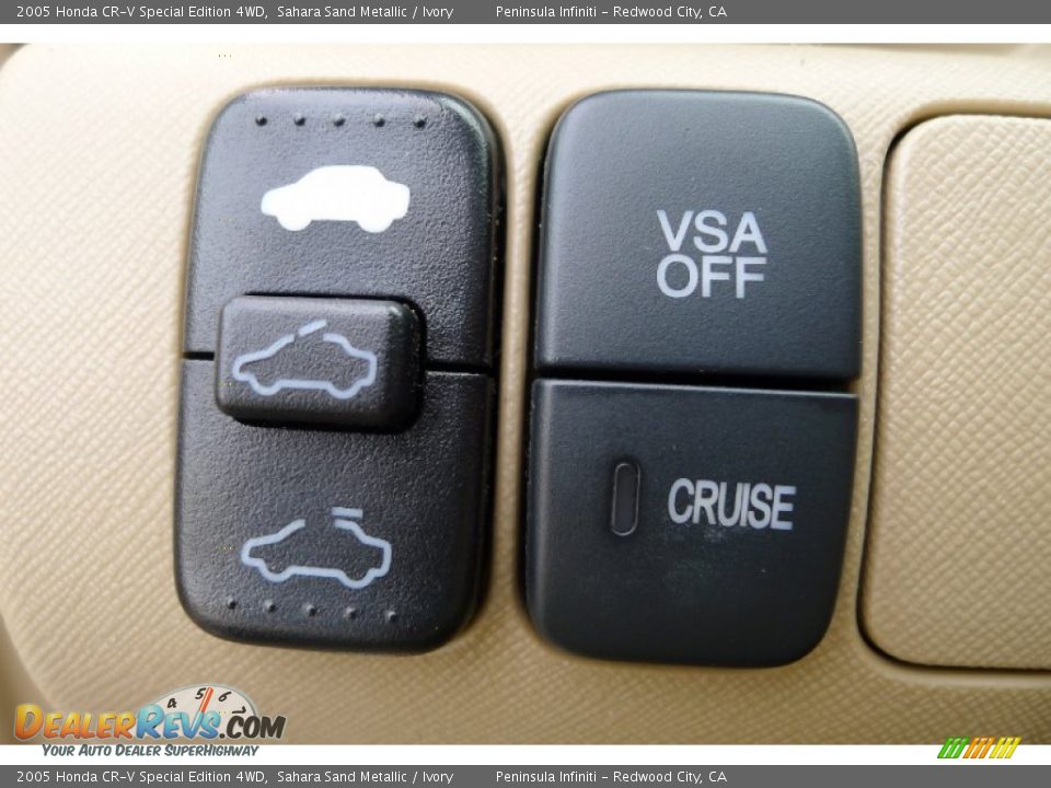 2005 Honda CR-V Special Edition 4WD Sahara Sand Metallic / Ivory Photo #18