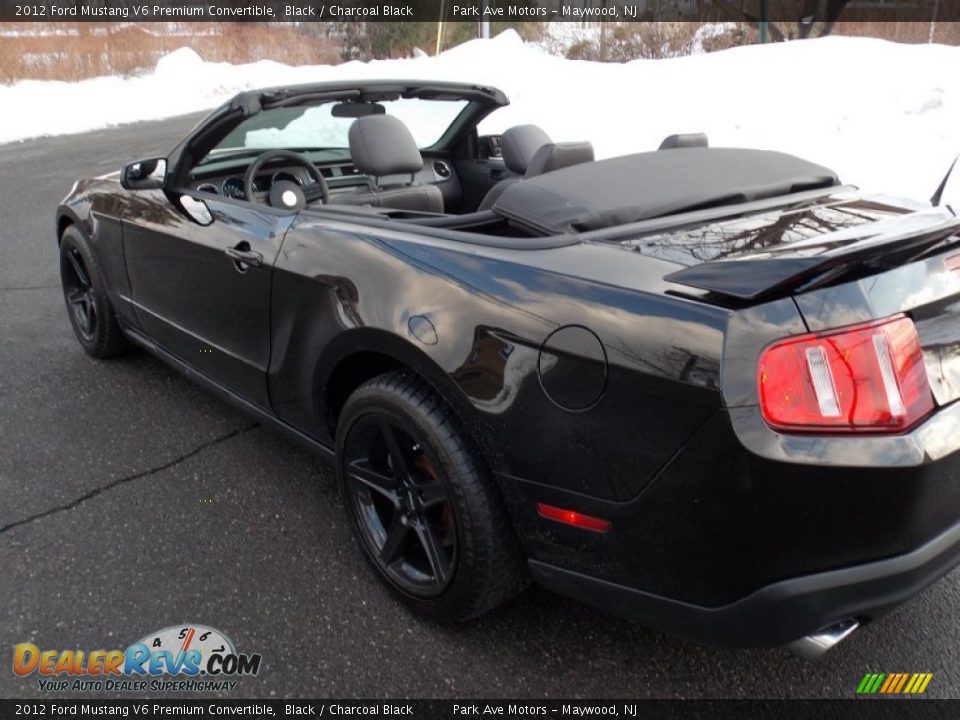 2012 Ford Mustang V6 Premium Convertible Black / Charcoal Black Photo #7