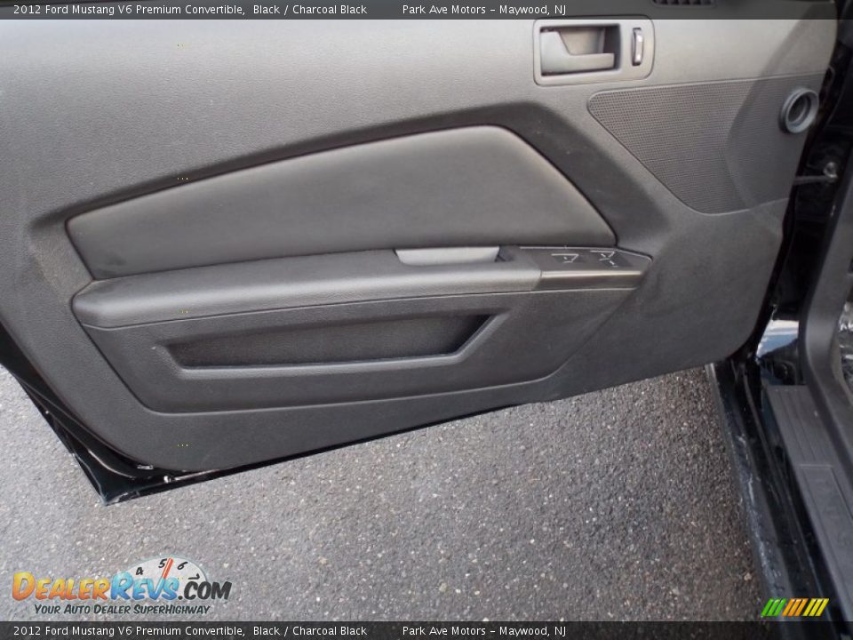 2012 Ford Mustang V6 Premium Convertible Black / Charcoal Black Photo #10