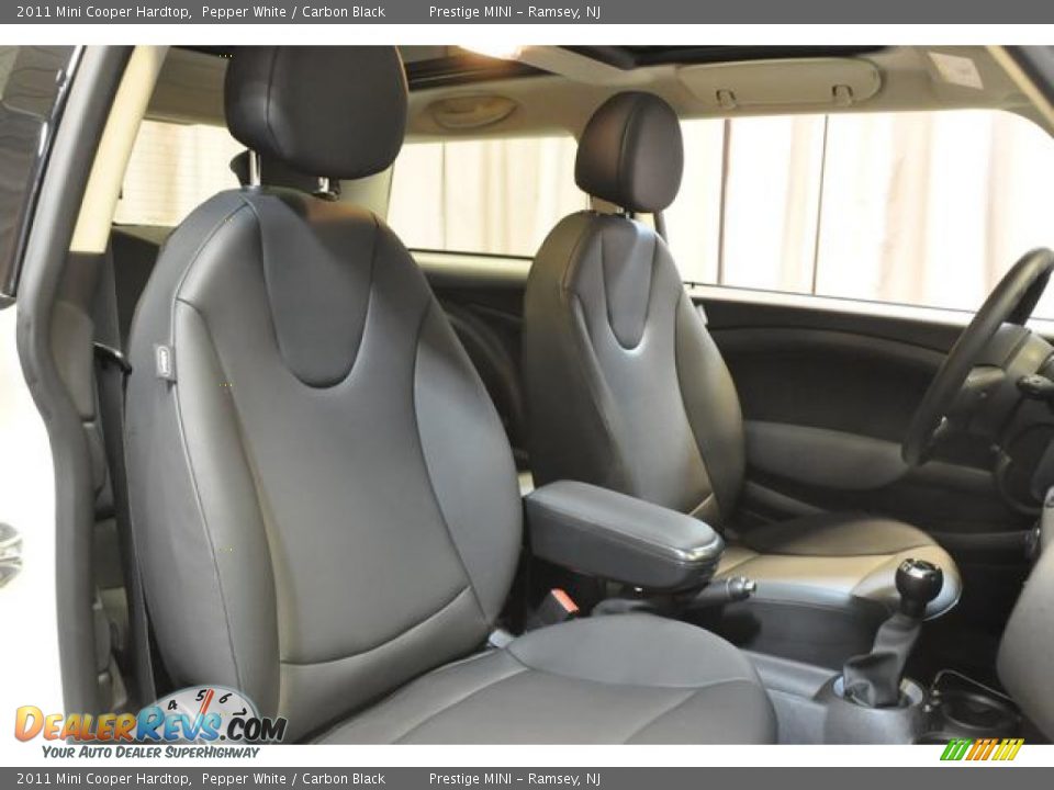 2011 Mini Cooper Hardtop Pepper White / Carbon Black Photo #6