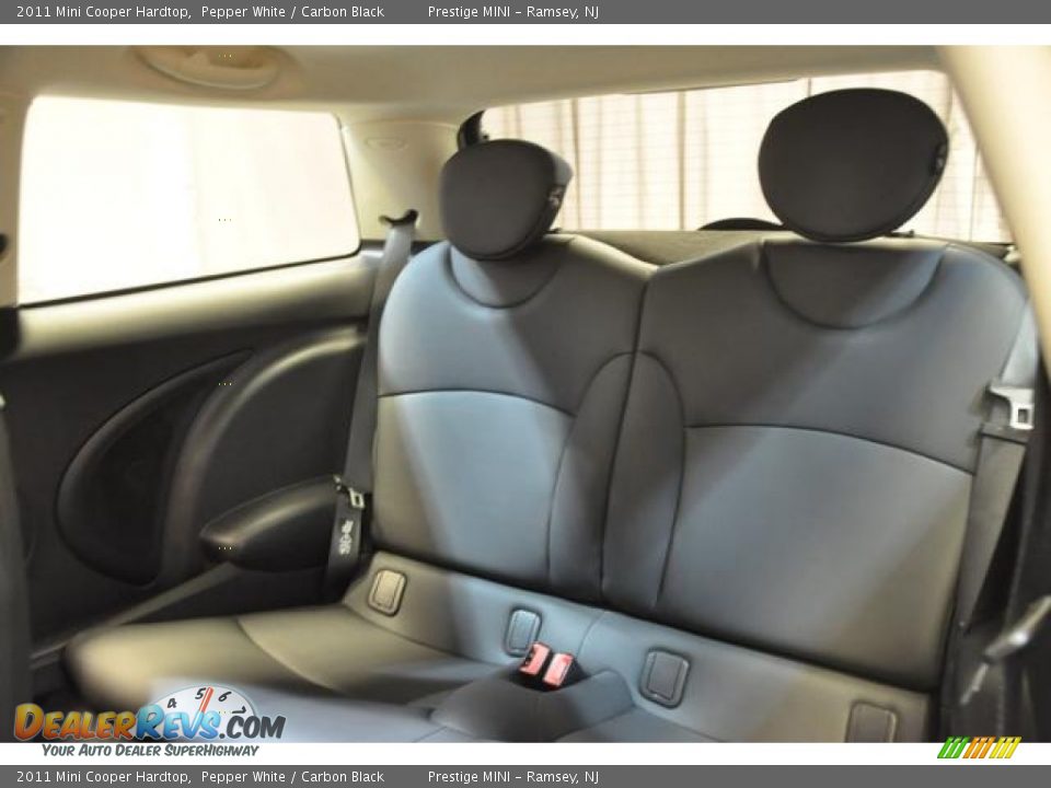 2011 Mini Cooper Hardtop Pepper White / Carbon Black Photo #22