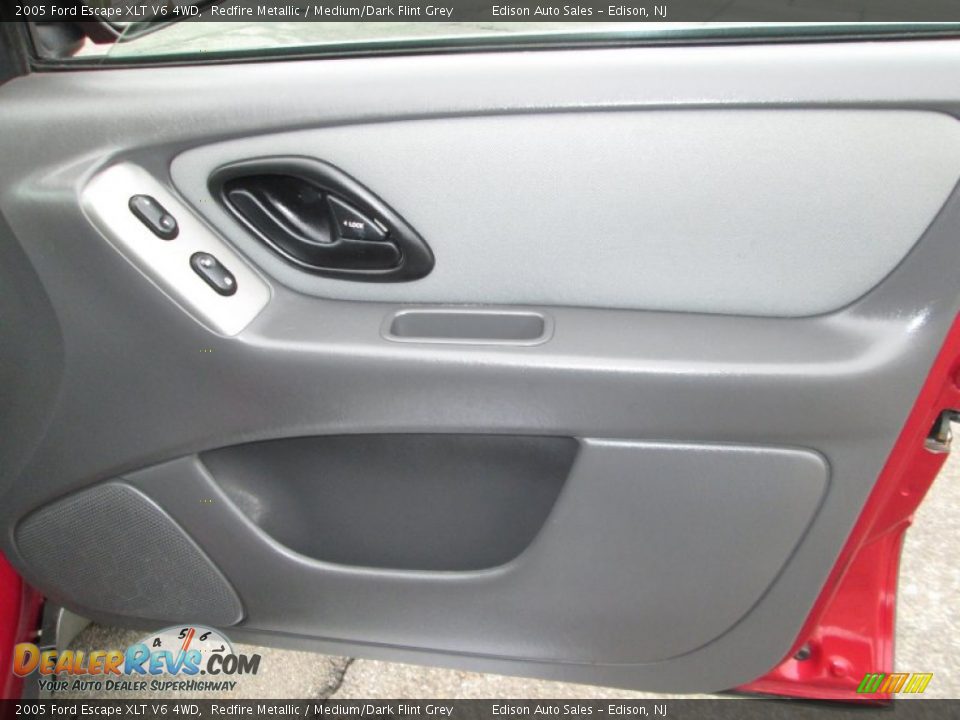 2005 Ford Escape XLT V6 4WD Redfire Metallic / Medium/Dark Flint Grey Photo #26