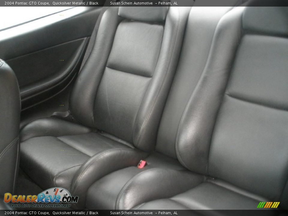 Rear Seat of 2004 Pontiac GTO Coupe Photo #20