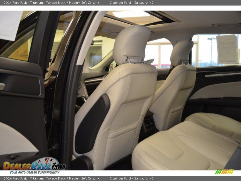 2014 Ford Fusion Titanium Tuxedo Black / Medium Soft Ceramic Photo #7