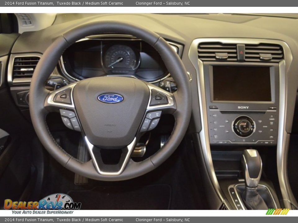 2014 Ford Fusion Titanium Tuxedo Black / Medium Soft Ceramic Photo #10