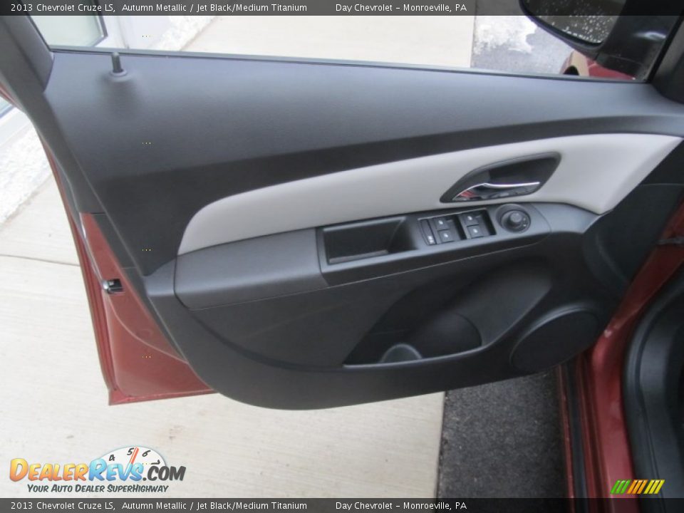 2013 Chevrolet Cruze LS Autumn Metallic / Jet Black/Medium Titanium Photo #10