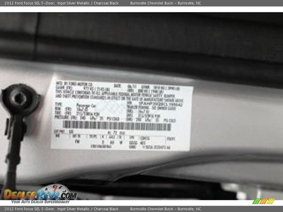 2012 Ford Focus SEL 5-Door Ingot Silver Metallic / Charcoal Black Photo #7