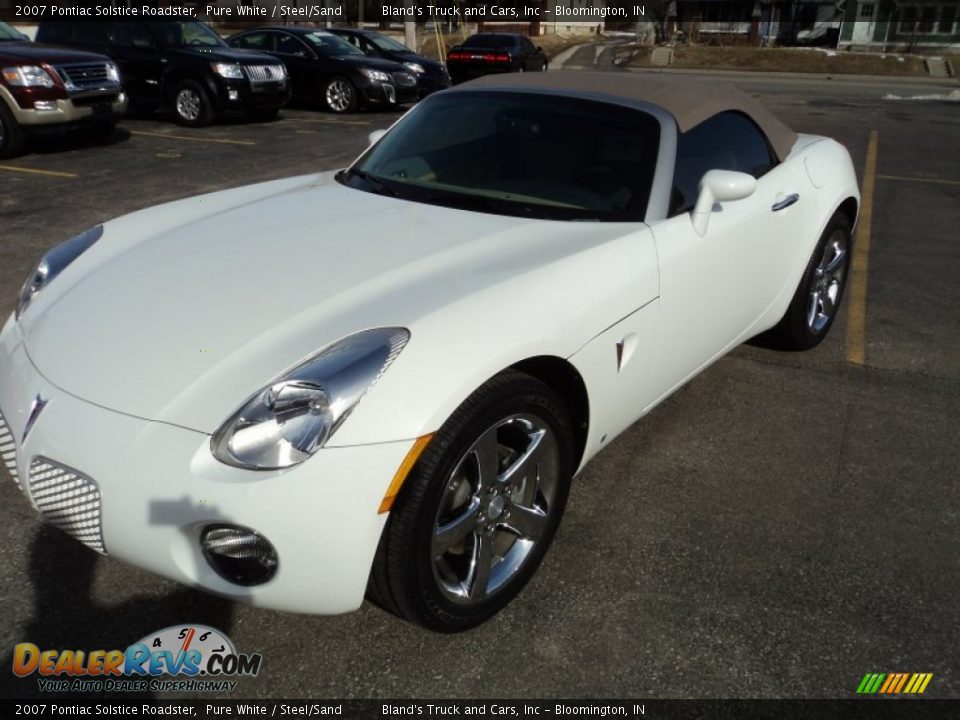 2007 Pontiac Solstice Roadster Pure White / Steel/Sand Photo #1