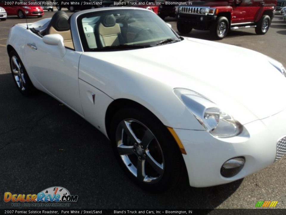 2007 Pontiac Solstice Roadster Pure White / Steel/Sand Photo #16