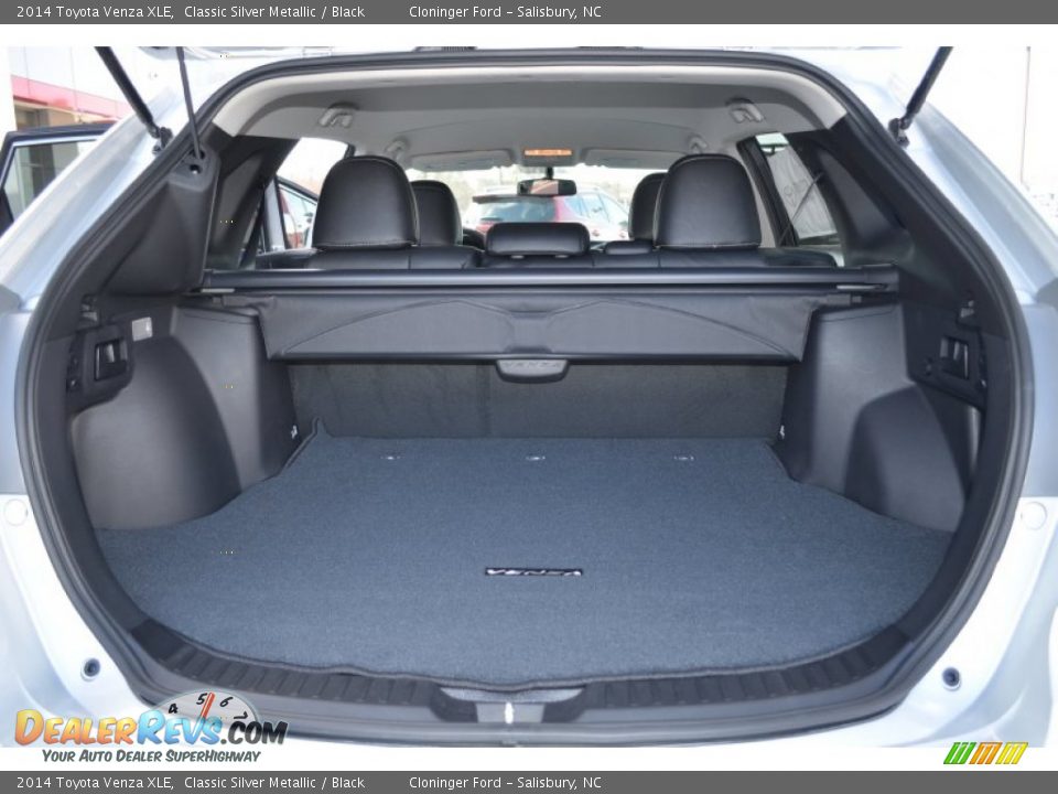 2014 Toyota Venza XLE Trunk Photo #9
