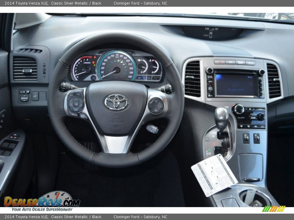 Dashboard of 2014 Toyota Venza XLE Photo #12