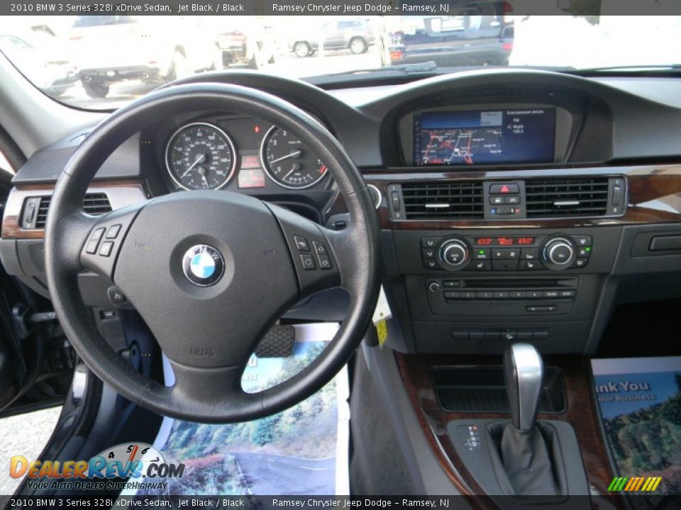2010 BMW 3 Series 328i xDrive Sedan Jet Black / Black Photo #12