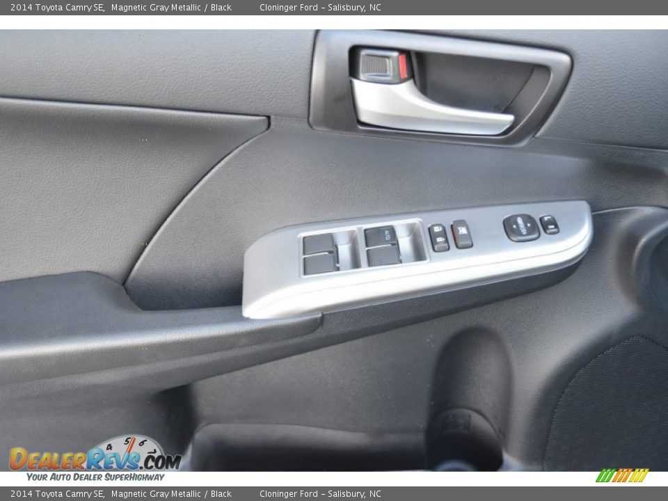 2014 Toyota Camry SE Magnetic Gray Metallic / Black Photo #5