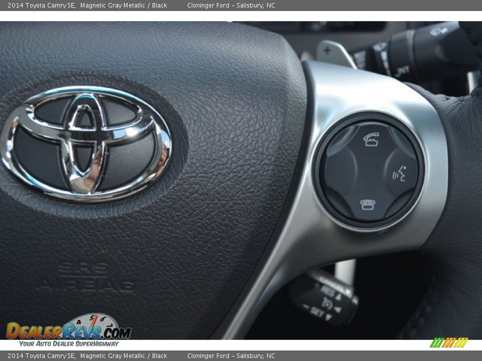 2014 Toyota Camry SE Magnetic Gray Metallic / Black Photo #20