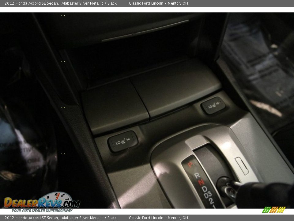 2012 Honda Accord SE Sedan Alabaster Silver Metallic / Black Photo #13