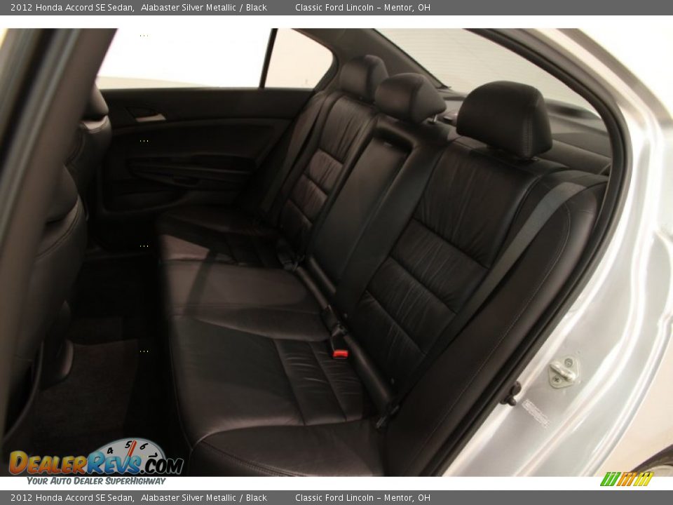 2012 Honda Accord SE Sedan Alabaster Silver Metallic / Black Photo #17