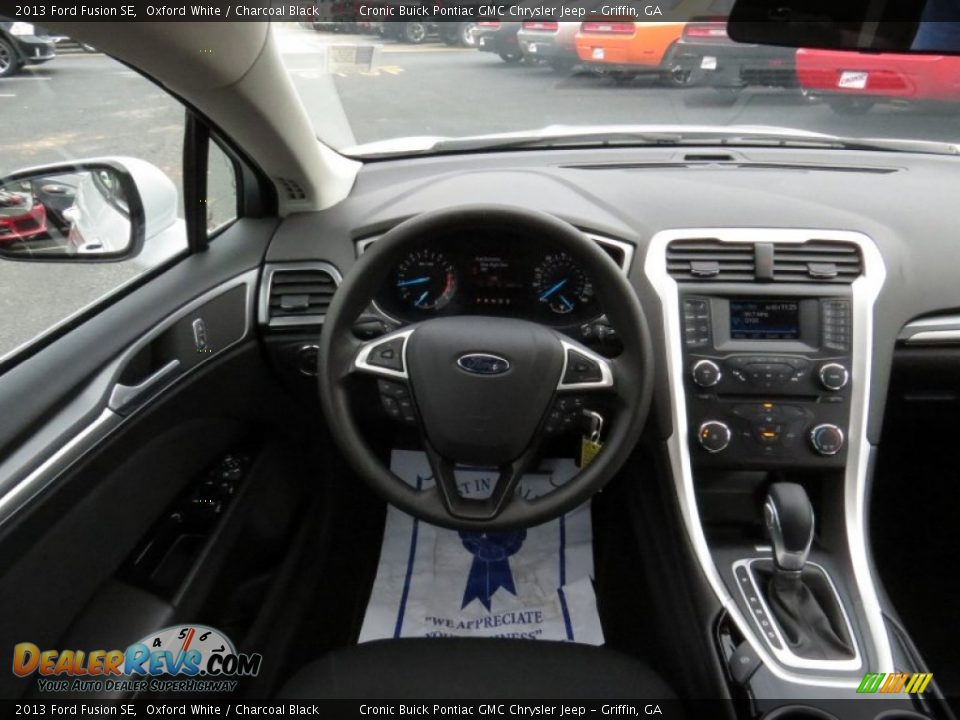 2013 Ford Fusion SE Oxford White / Charcoal Black Photo #19
