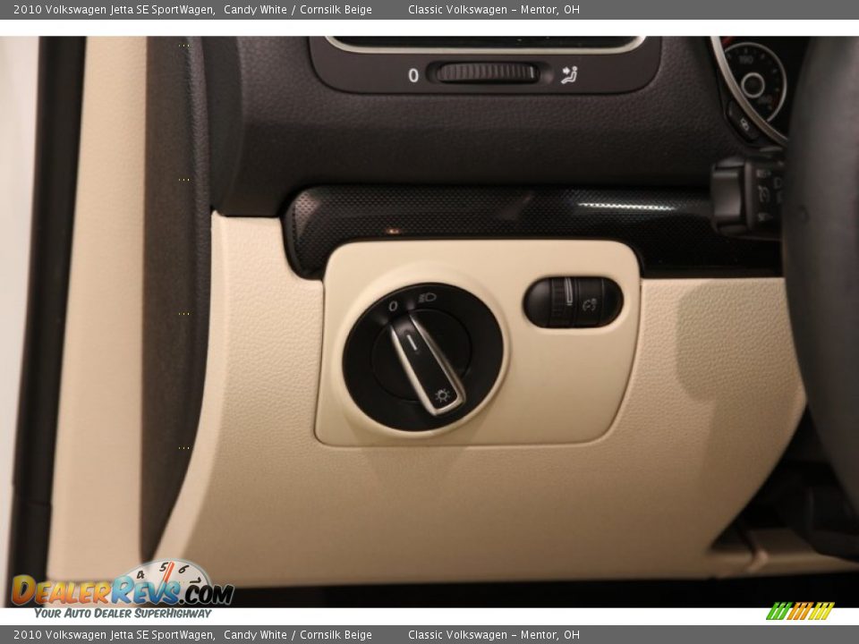 2010 Volkswagen Jetta SE SportWagen Candy White / Cornsilk Beige Photo #6