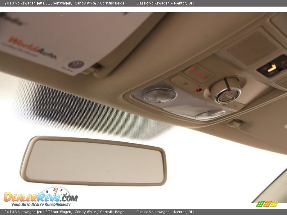 2010 Volkswagen Jetta SE SportWagen Candy White / Cornsilk Beige Photo #10