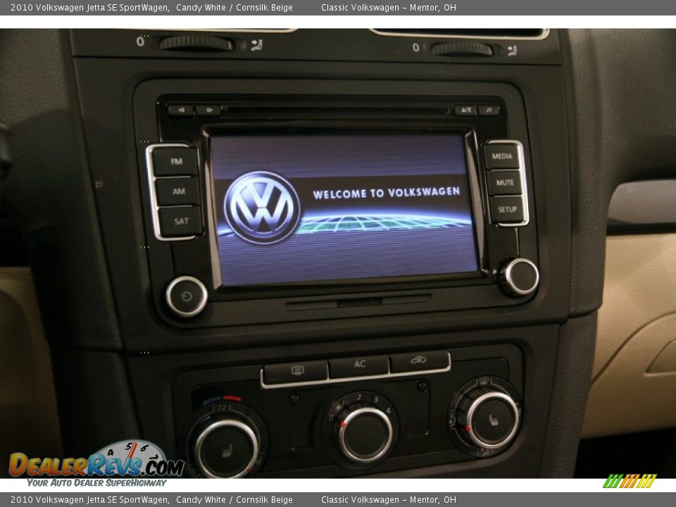 2010 Volkswagen Jetta SE SportWagen Candy White / Cornsilk Beige Photo #11