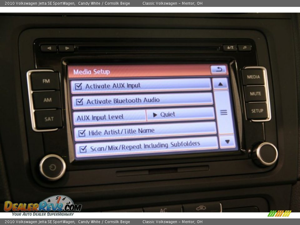 2010 Volkswagen Jetta SE SportWagen Candy White / Cornsilk Beige Photo #24