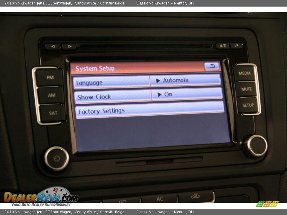 2010 Volkswagen Jetta SE SportWagen Candy White / Cornsilk Beige Photo #25