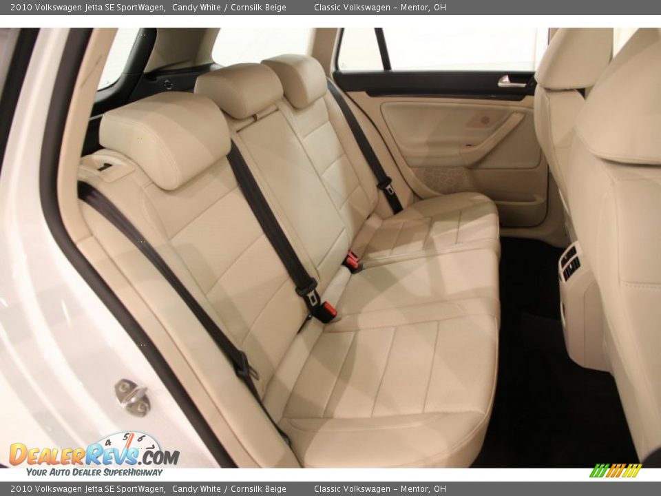 Rear Seat of 2010 Volkswagen Jetta SE SportWagen Photo #29