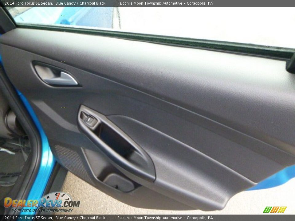 2014 Ford Focus SE Sedan Blue Candy / Charcoal Black Photo #14