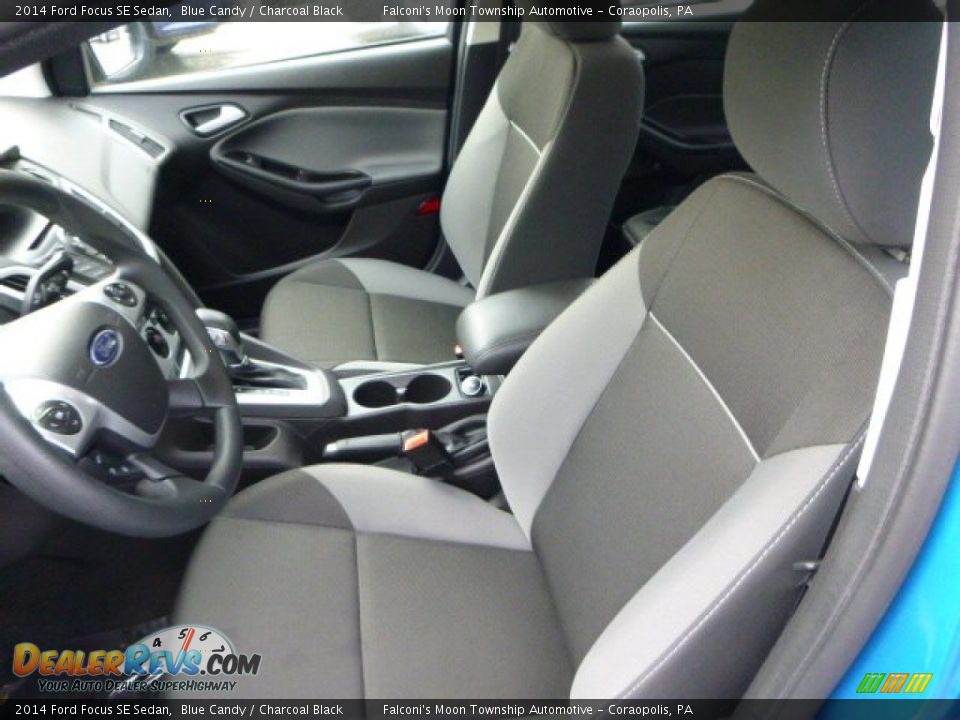 2014 Ford Focus SE Sedan Blue Candy / Charcoal Black Photo #15