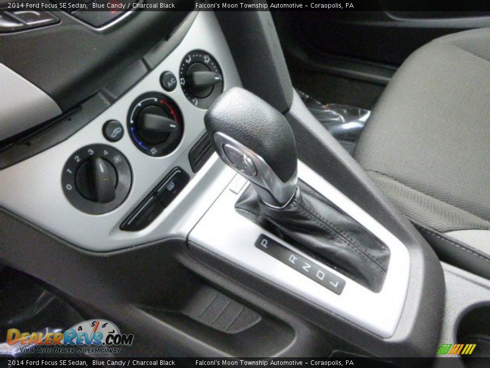 2014 Ford Focus SE Sedan Blue Candy / Charcoal Black Photo #21