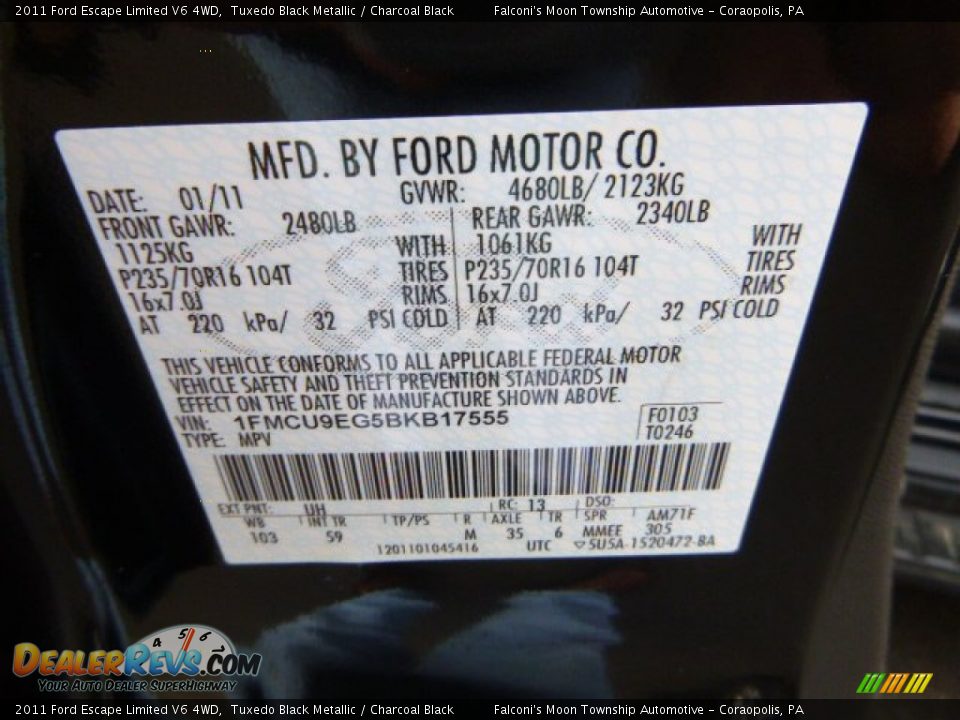 2011 Ford Escape Limited V6 4WD Tuxedo Black Metallic / Charcoal Black Photo #24