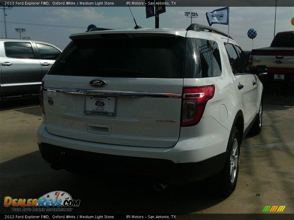2013 Ford Explorer FWD Oxford White / Medium Light Stone Photo #4