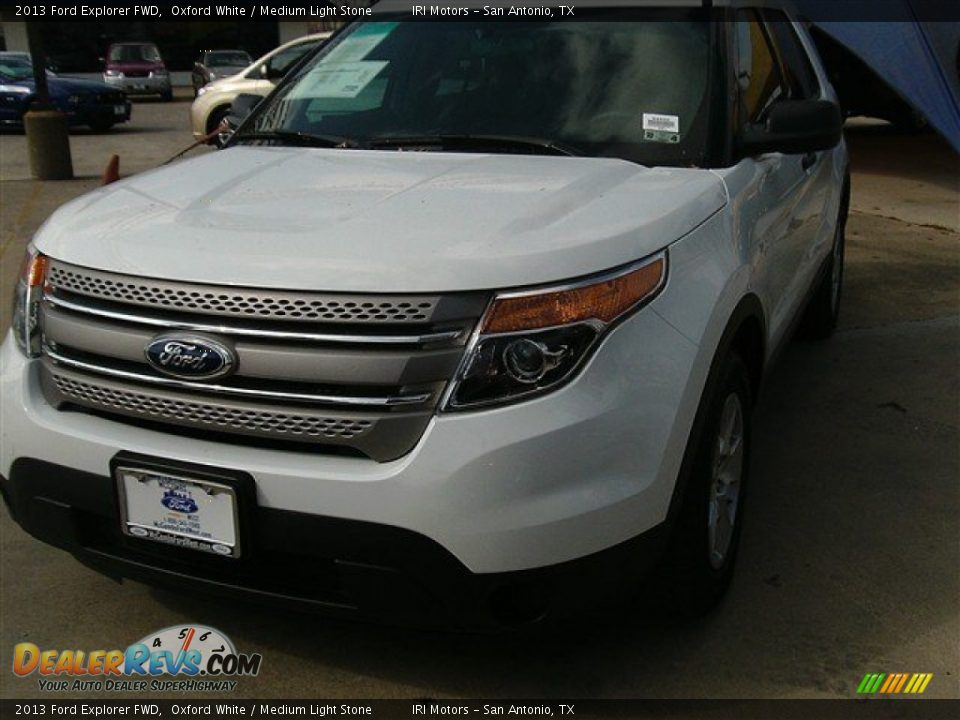 2013 Ford Explorer FWD Oxford White / Medium Light Stone Photo #7