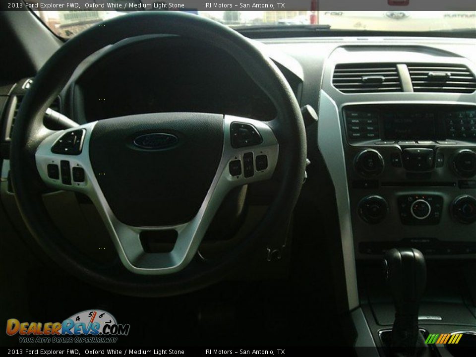2013 Ford Explorer FWD Oxford White / Medium Light Stone Photo #9