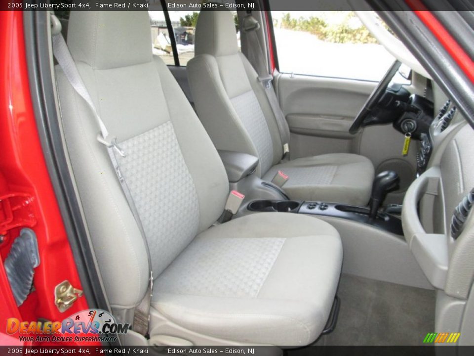 2005 Jeep Liberty Sport 4x4 Flame Red / Khaki Photo #14