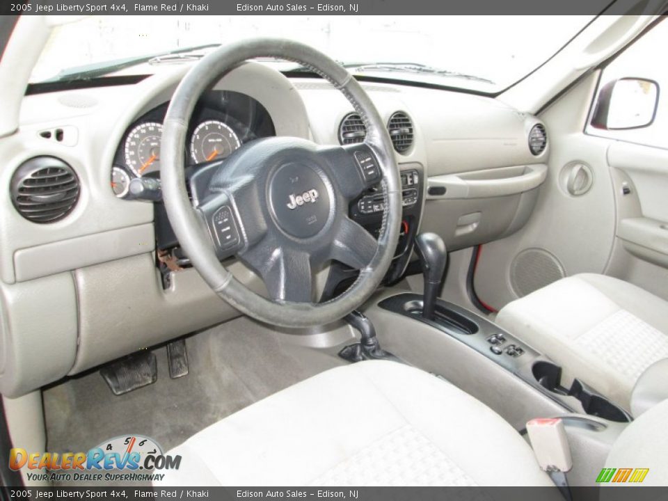 2005 Jeep Liberty Sport 4x4 Flame Red / Khaki Photo #15