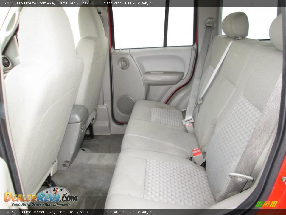 2005 Jeep Liberty Sport 4x4 Flame Red / Khaki Photo #17