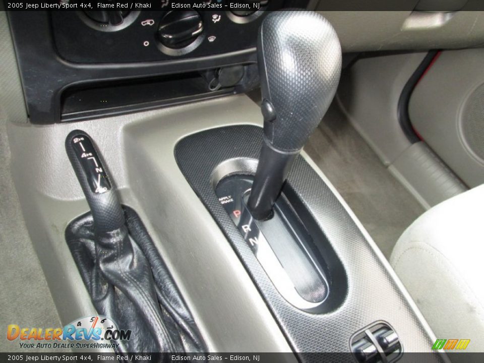 2005 Jeep Liberty Sport 4x4 Flame Red / Khaki Photo #20