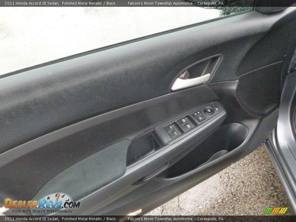 2011 Honda Accord SE Sedan Polished Metal Metallic / Black Photo #19