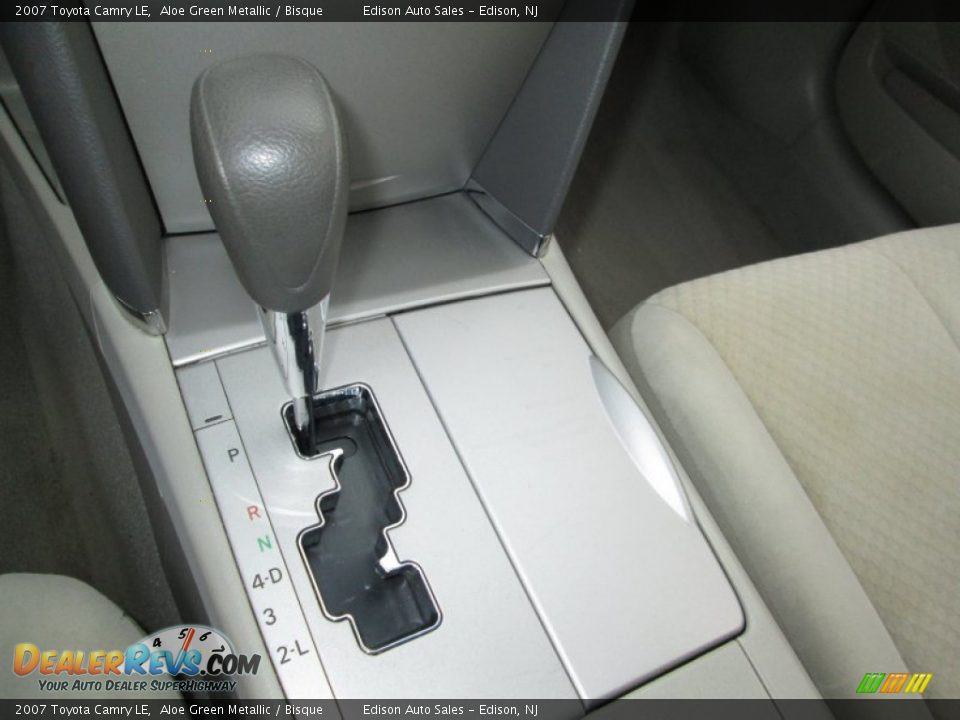 2007 Toyota Camry LE Shifter Photo #21