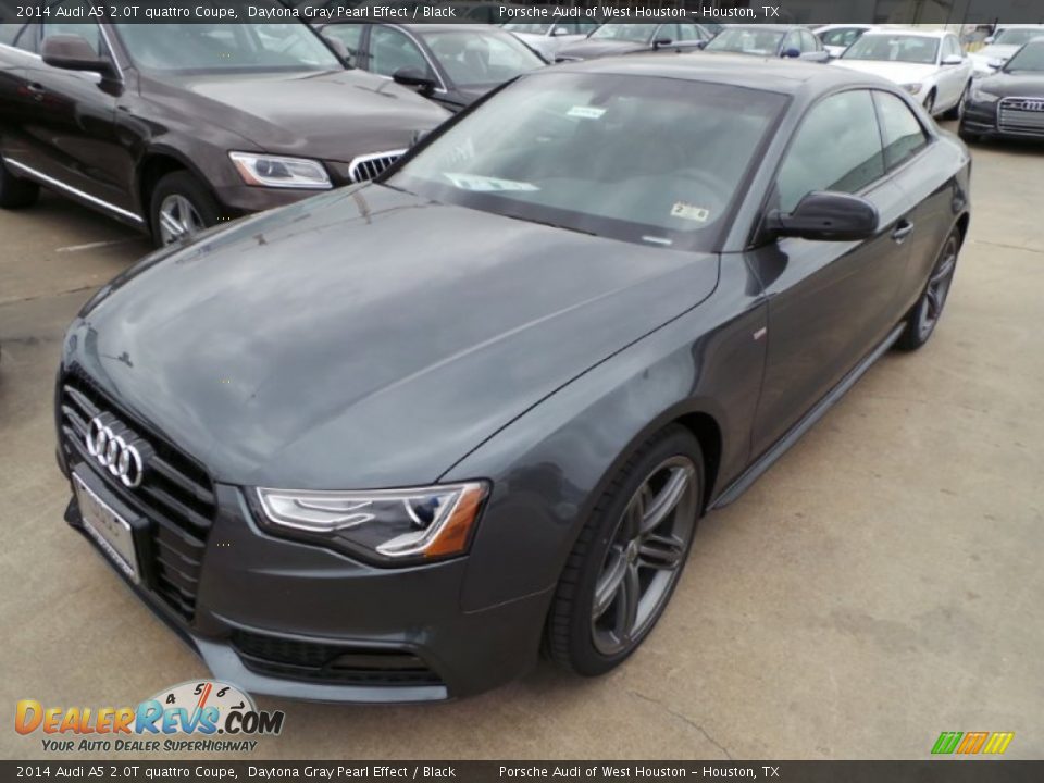 Front 3/4 View of 2014 Audi A5 2.0T quattro Coupe Photo #3