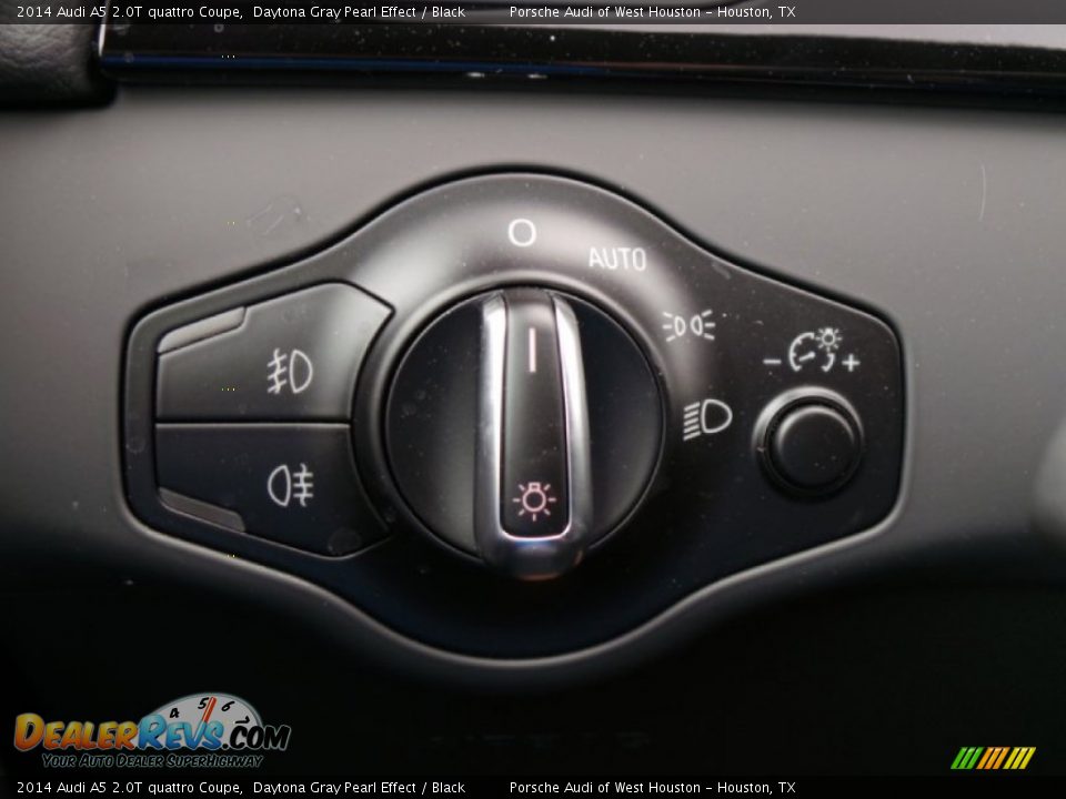 Controls of 2014 Audi A5 2.0T quattro Coupe Photo #27