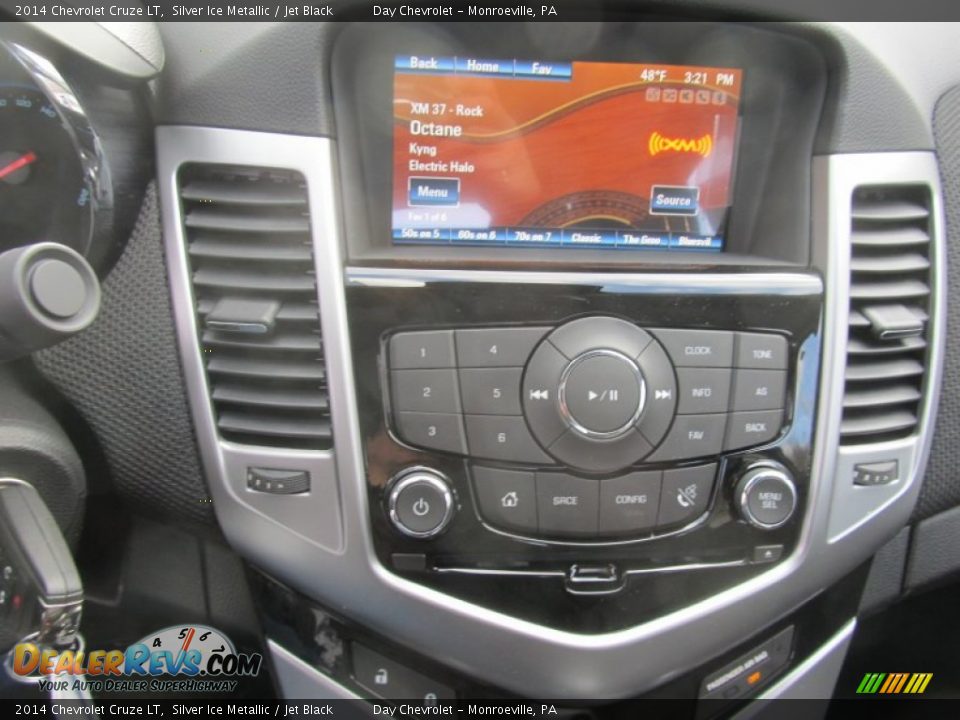2014 Chevrolet Cruze LT Silver Ice Metallic / Jet Black Photo #16