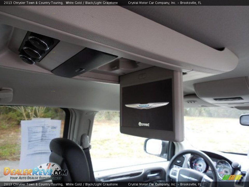 2013 Chrysler Town & Country Touring White Gold / Black/Light Graystone Photo #14