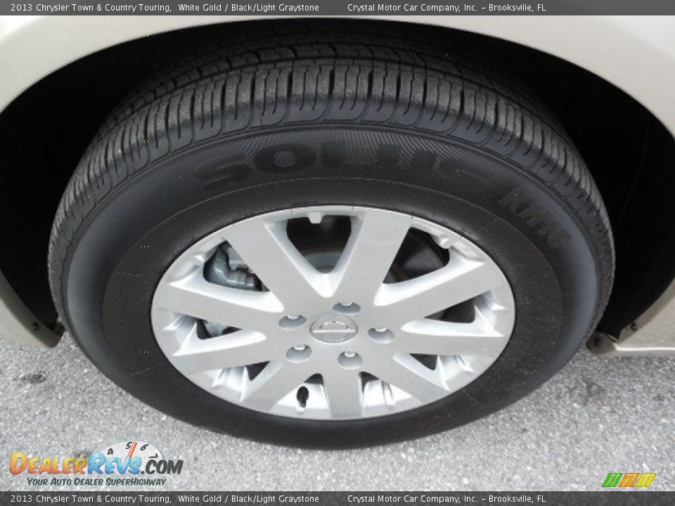 2013 Chrysler Town & Country Touring White Gold / Black/Light Graystone Photo #17