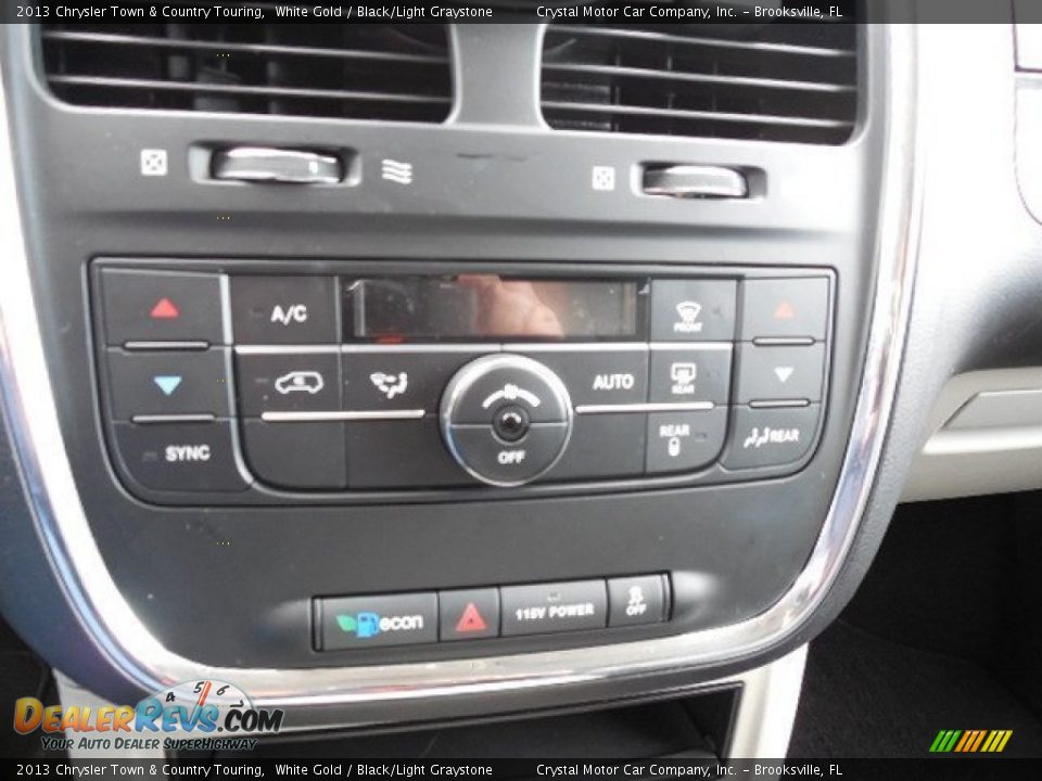 2013 Chrysler Town & Country Touring White Gold / Black/Light Graystone Photo #23