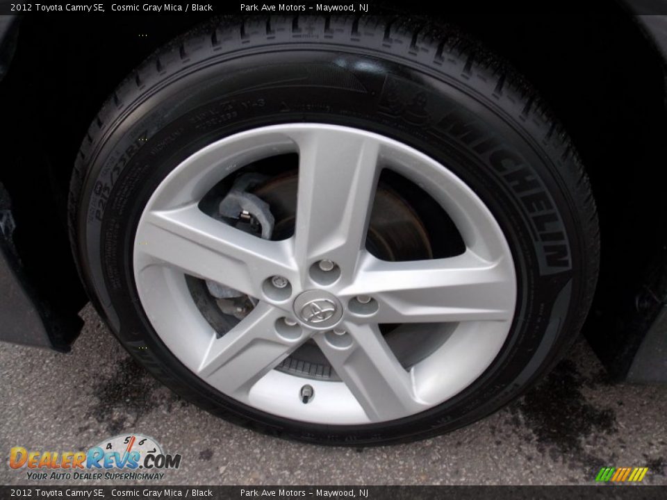2012 Toyota Camry SE Cosmic Gray Mica / Black Photo #11